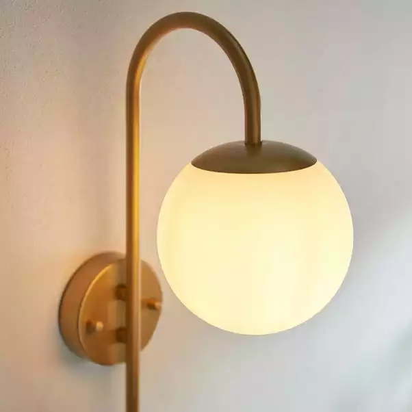 Dunelm Naomi Outdoor Plant Pot Wall Light 5 Dunelm Naomi Outdoor Plant Pot Wall Light - Image 3