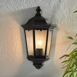 Vogue Lighting Vogue Trenton Outdoor Wall Light
