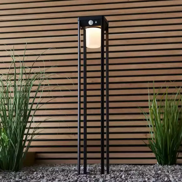 Vogue Lighting Vogue Clayton 60cm Outdoor Solar PIR Floor Light 5 Vogue Lighting Vogue Clayton 60cm Outdoor Solar PIR Floor Light - Image 3
