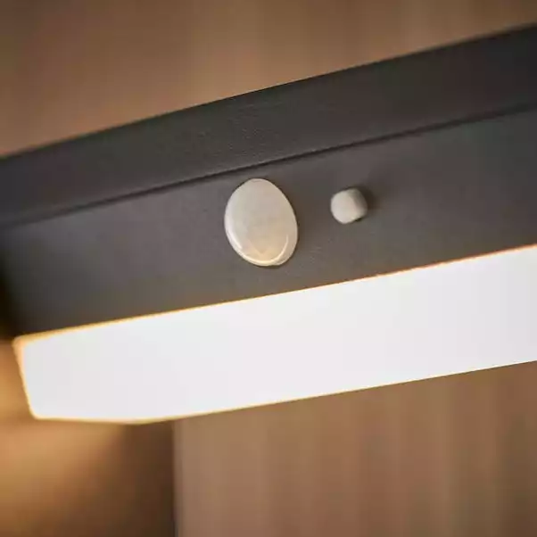 Vogue Lighting Vogue Callen 80cm Outdoor Solar PIR Floor Light 7 Vogue Lighting Vogue Callen 80cm Outdoor Solar PIR Floor Light - Image 5