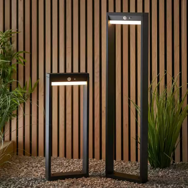 Vogue Lighting Vogue Callen 80cm Outdoor Solar PIR Floor Light 8 Vogue Lighting Vogue Callen 80cm Outdoor Solar PIR Floor Light - Image 6